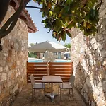 Almyra Village Αιδηψός
