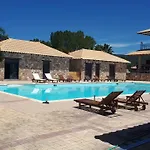 Ξενοδοχείο Almyra Village 3*