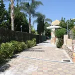 Almyra Village Ξενοδοχείο 3*