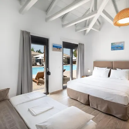 Almyra Village إيديبسوس