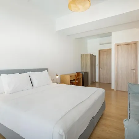 호텔 Almyra Village 3*