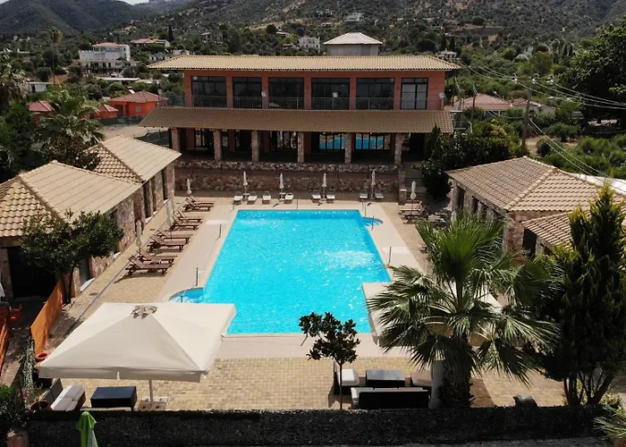 Hotel Almyra Village